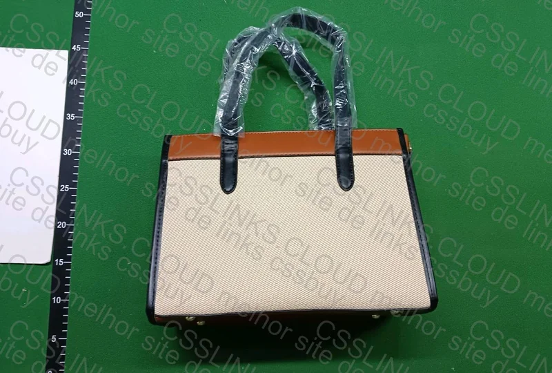 Coach Leatherware Bag 2