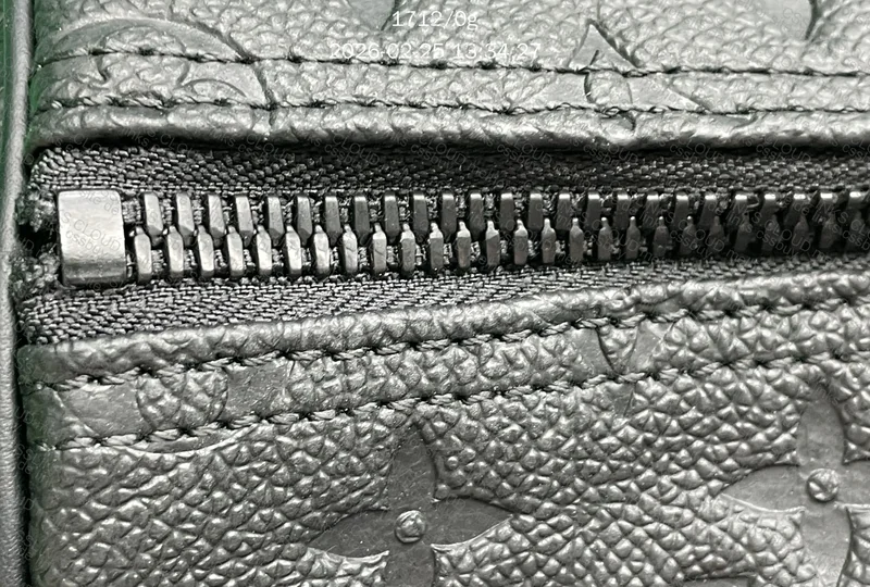 Bolsa de mão Lv
