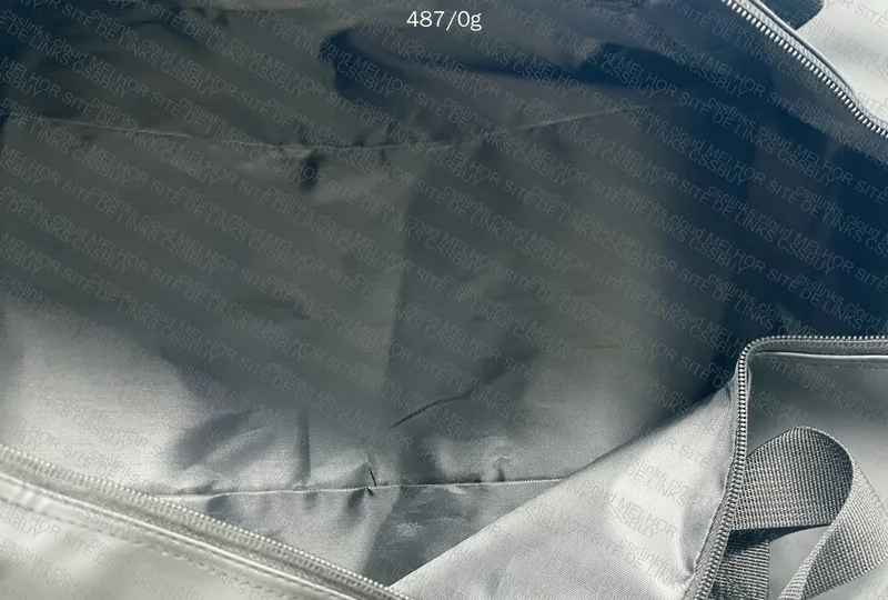 Essentials Travel Bag 4