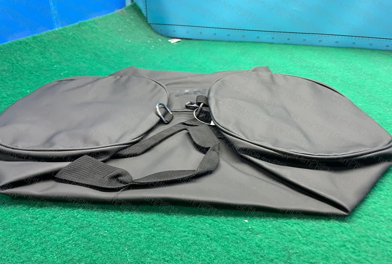 Essentials Bag 4