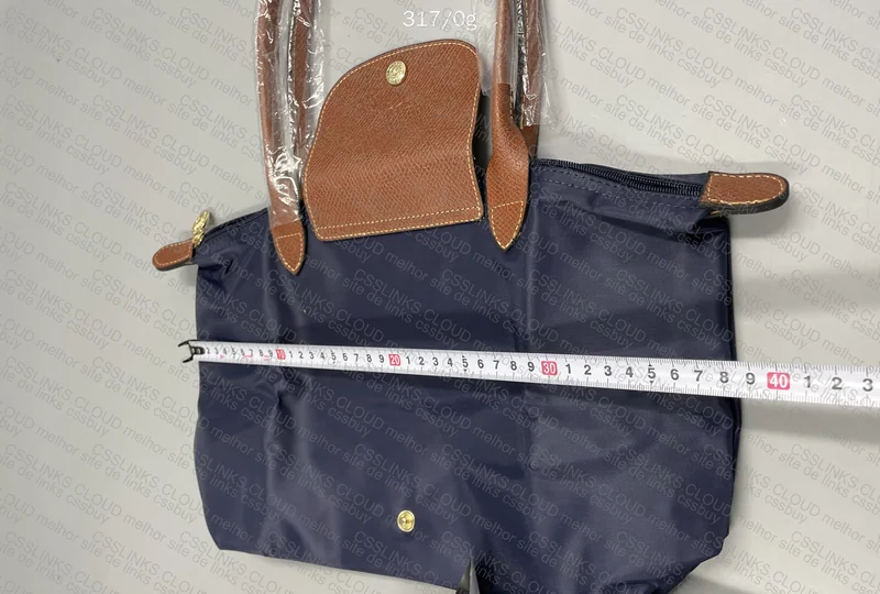 Longchamp Women's Bag 5