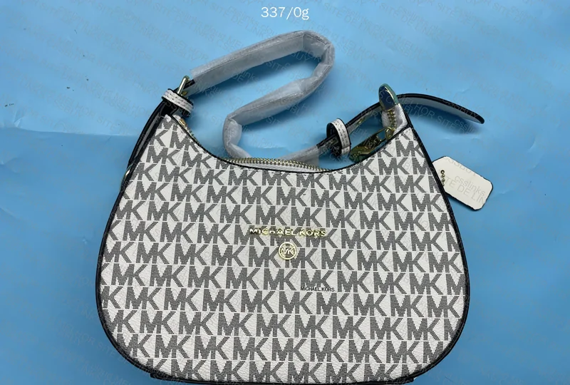 Michael Kors Women's Bag 2