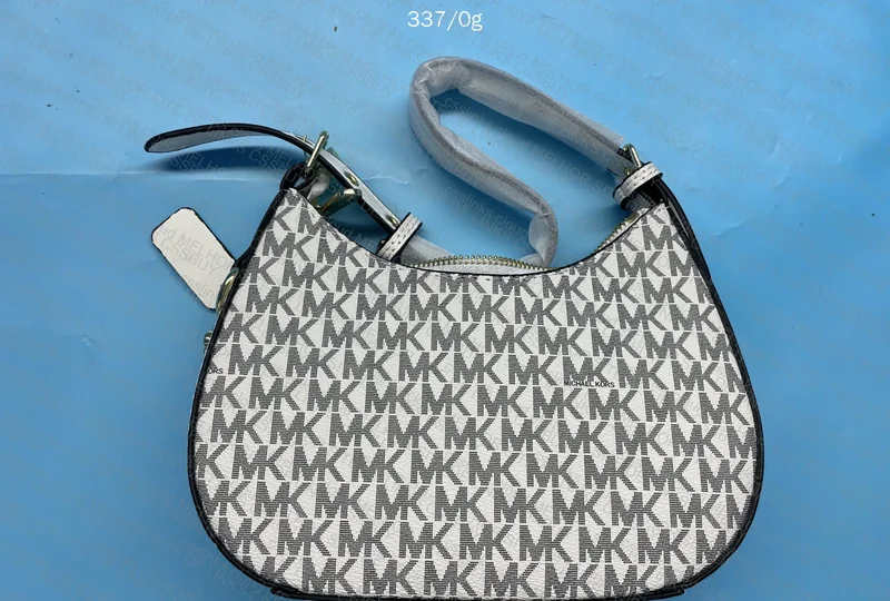 Michael Kors Women's Bag 3