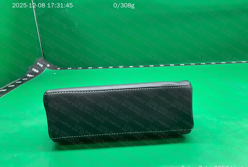 Small Women's Bag 3