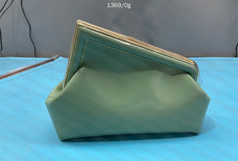Fendi (Scarlett) Bag 4