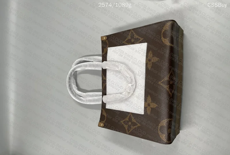 Louis Vuitton Bag 4