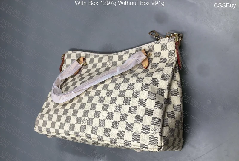Louis Vuitton Bag LV 4