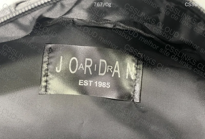 Nike Air Jordan Bag 4