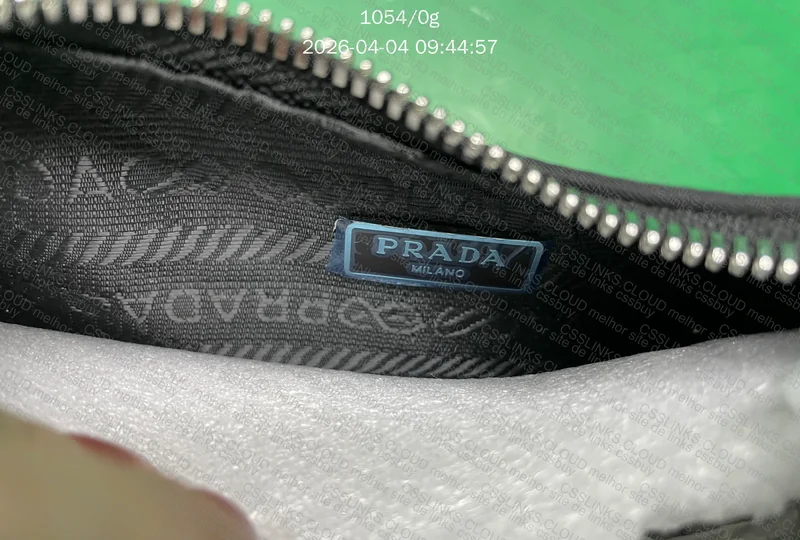 Bolsa Prada Re-Edition 2005 Nylon 4