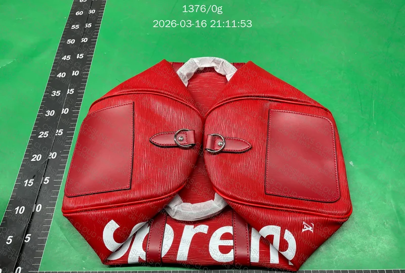 Bolsa Supreme Louis Vuitton 3