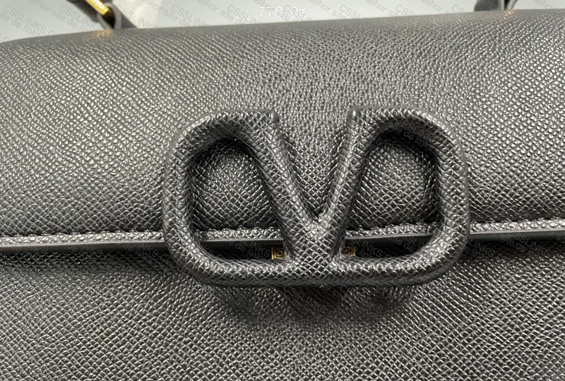Valentino Bag 6