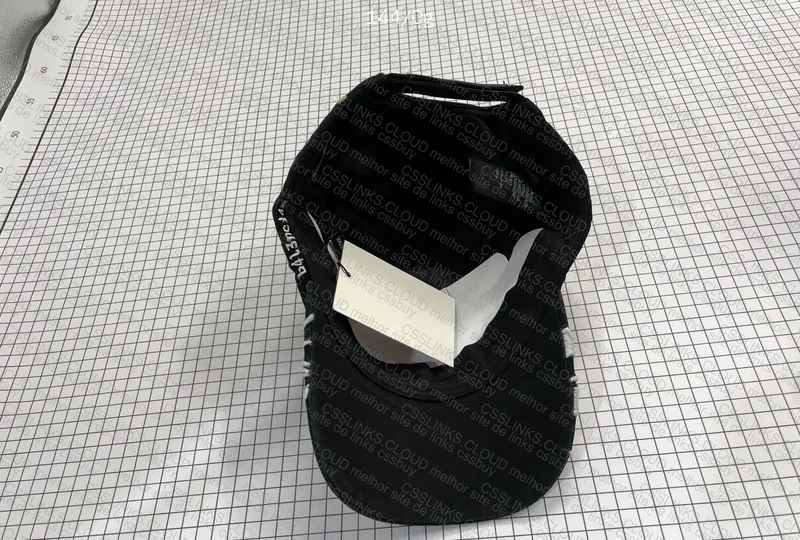 Balenciaga Cap 4
