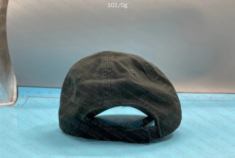 Balenciaga Cap 4