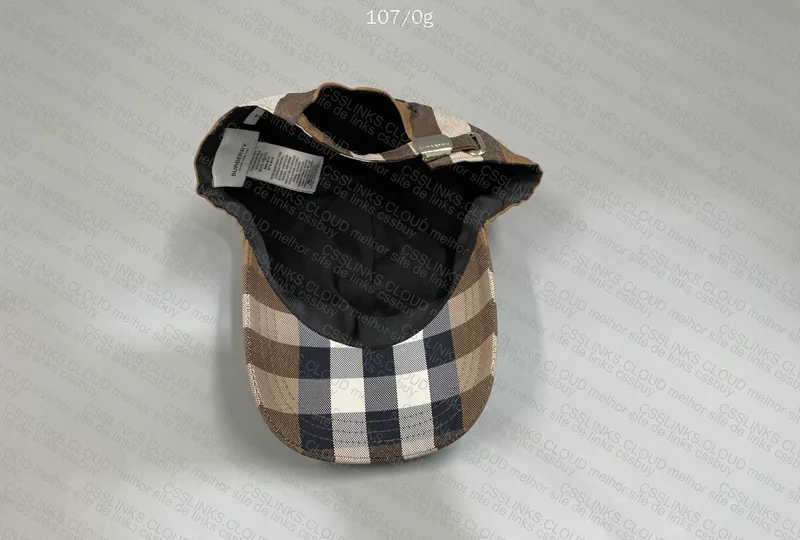 Burberry Cap 2