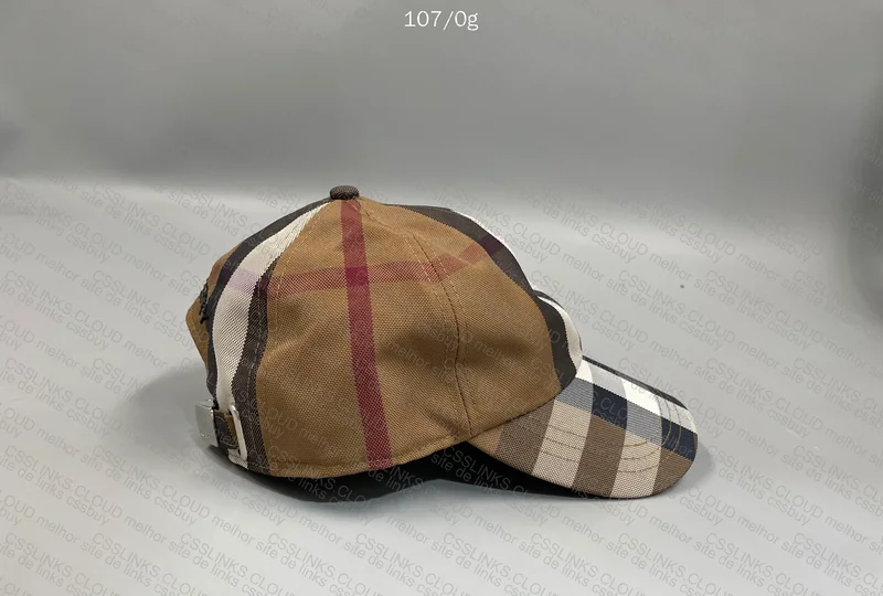 Burberry Cap 5