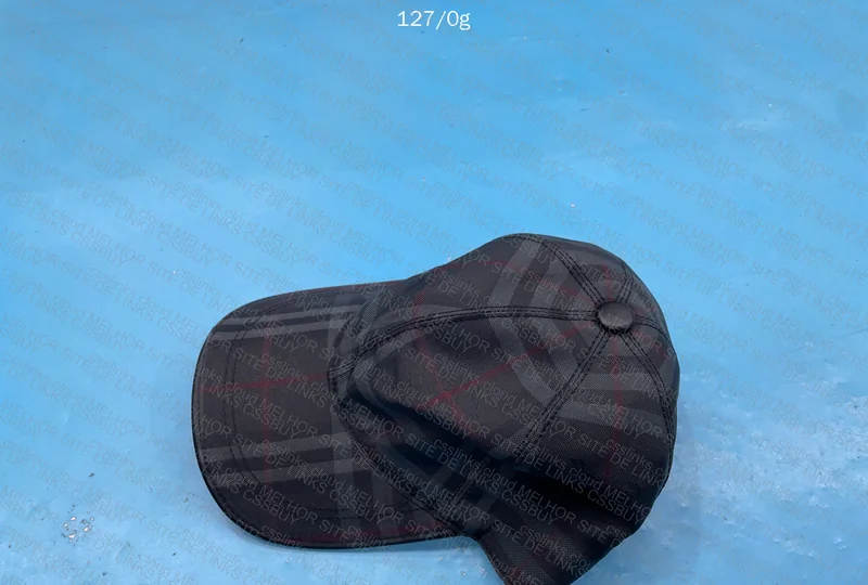 Burberry Cap 4