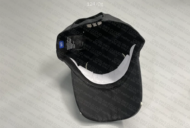 GAP x Yeezy Cap GL? 3