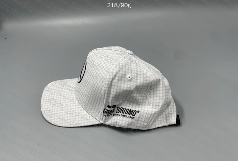 Hamilton - Mercedes Cap 2