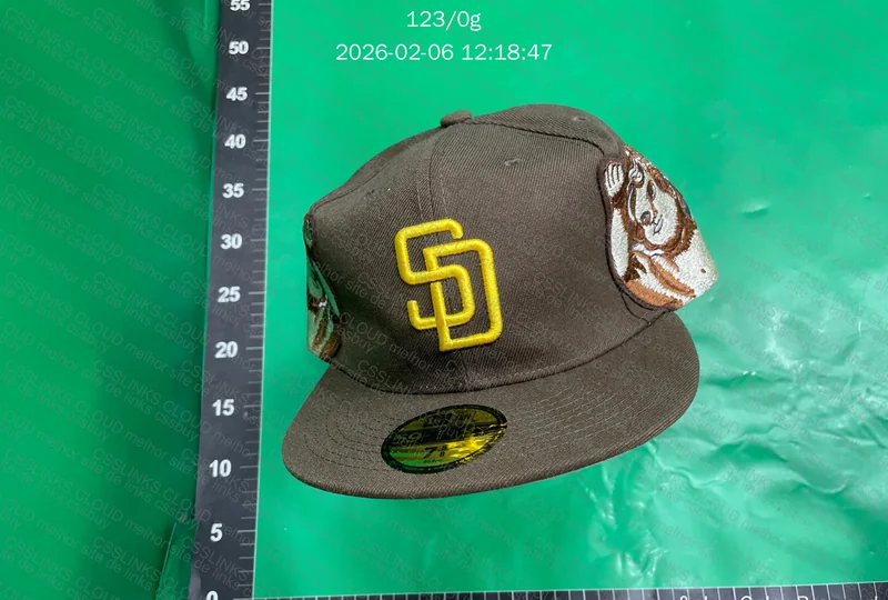 Boné Jon Stan x New Era 2