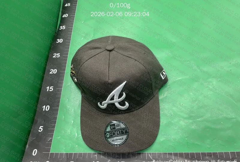 Boné new era 3
