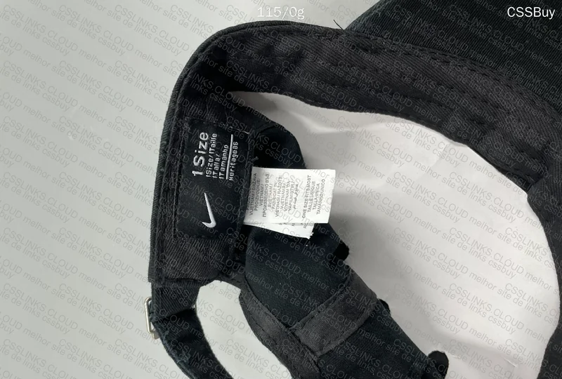 Nike Black 4 Cap 2