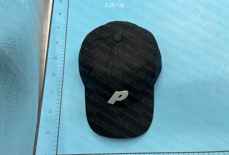 Palace 'P' Black Cap