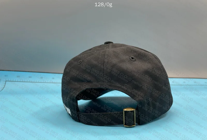 Palace 'P' Black Cap 4