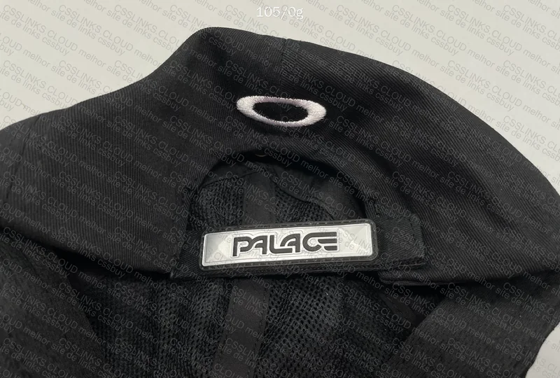 Palace X Oakley Cap 4
