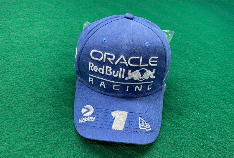 Scuderia AlphaTauri Cap 4