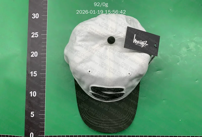 Boné Stussy
