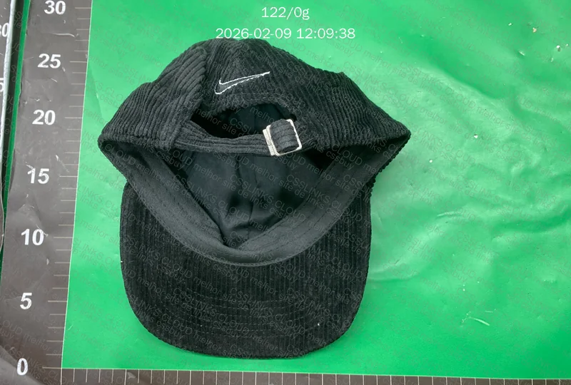 BONÉ SUP X NIKE 5