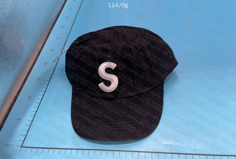 Supreme Cap • Price: 99 ¥ • Size: Universal