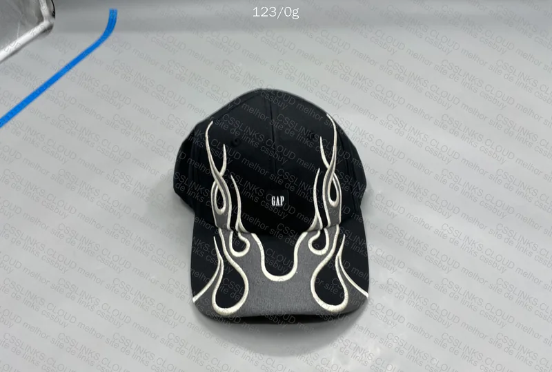 Yeezy x Gap Cap (41y) 3