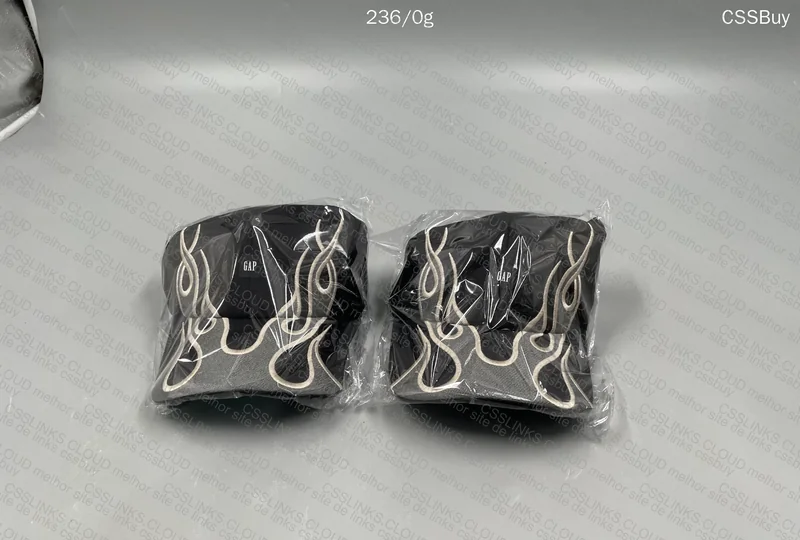 Yezzy x Gap Cap (Resale) 3