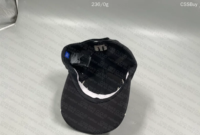 Yezzy x Gap Cap (Resale) 6