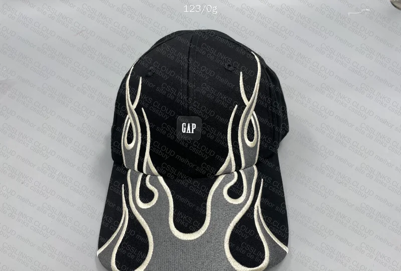 YZY Gap Cap 4