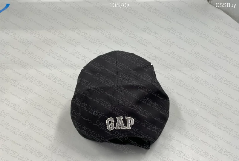 Yzy x Gap Cap 4