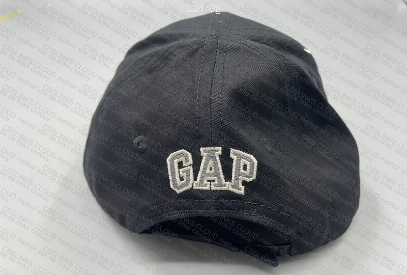 YZY x Gap Cap 4