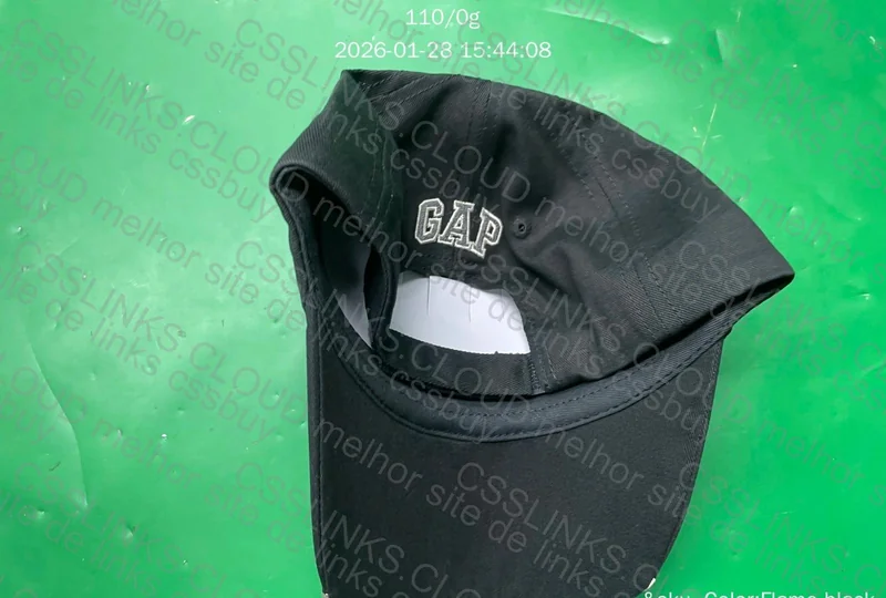 Boné YZY x GAP