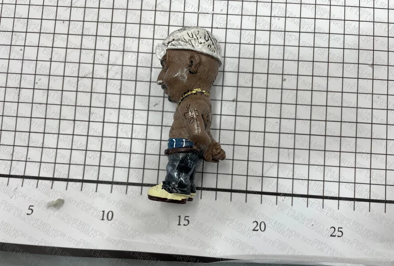 2Pac and Notorious B.I.G Figurine 5