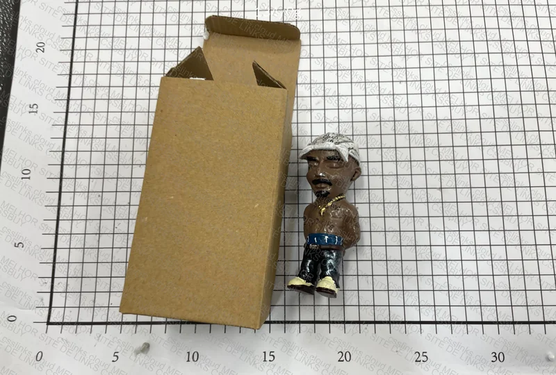 2Pac and Notorious B.I.G Figurine 6