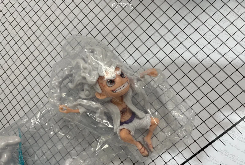 Gear 5 Figurine 2