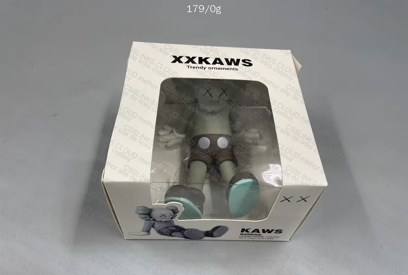Kaws Figurine 5