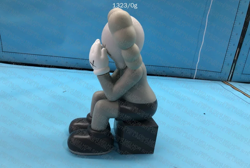 Kaws Figurine 4