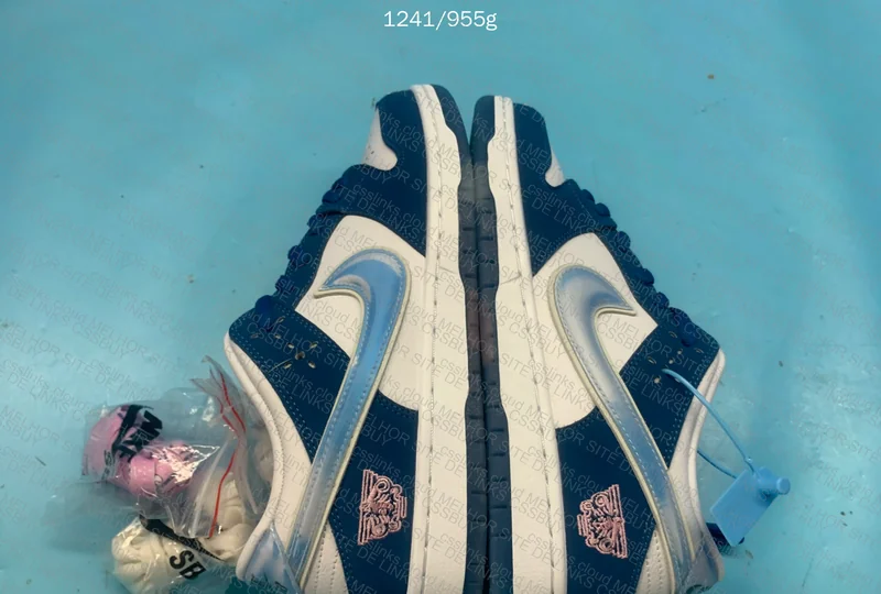 Born x Raised x Nike SB Dunk Low One Block At A Time 3