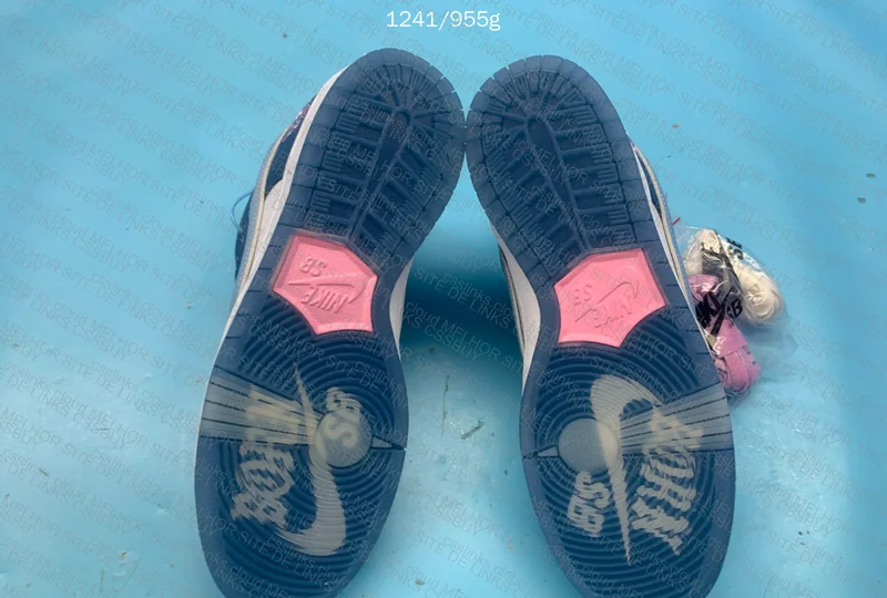 Born x Raised x Nike SB Dunk Low One Block At A Time 5