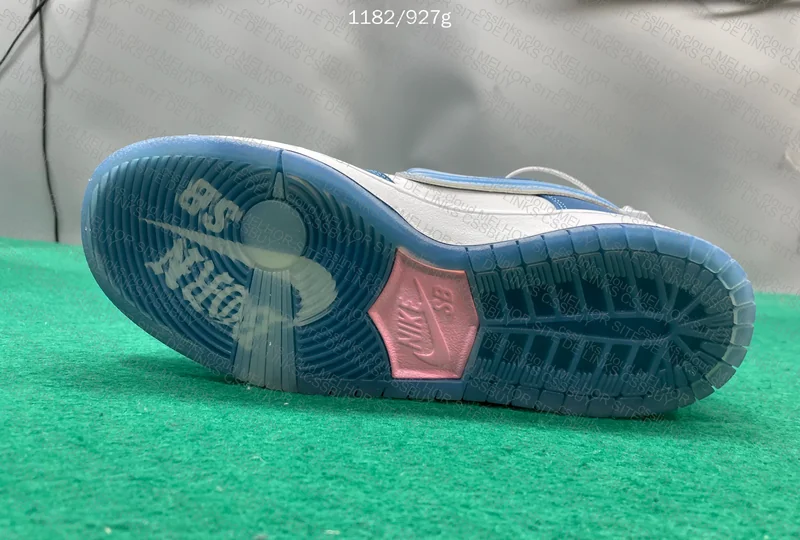 Born x Raised x Nike SB Dunk Low One Block At A Time 6
