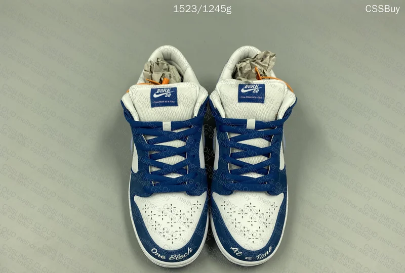 Born x Raised x Nike SB Dunk Low One Block At A Time (ZOK)