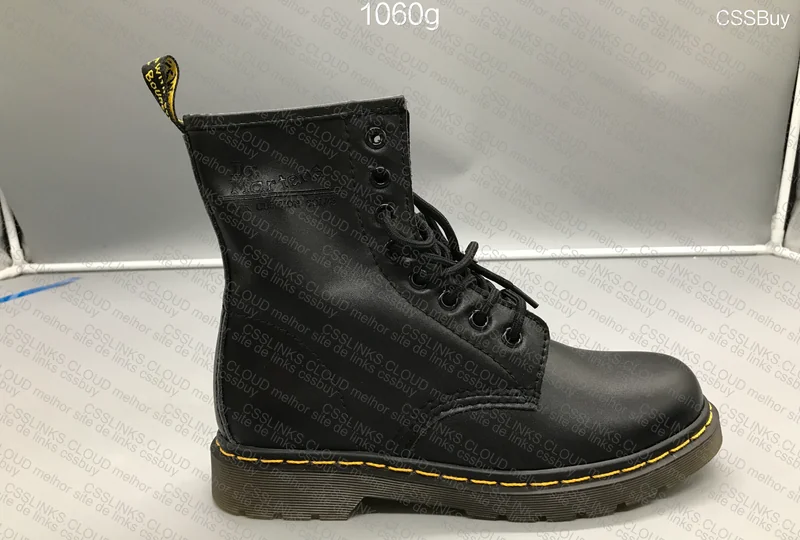 Dr. Martens Boot 4