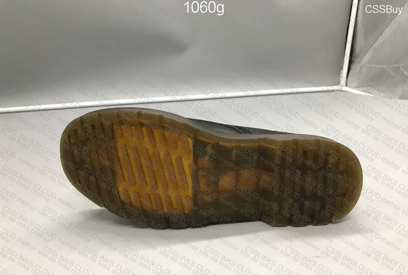 Dr. Martens Boot 7